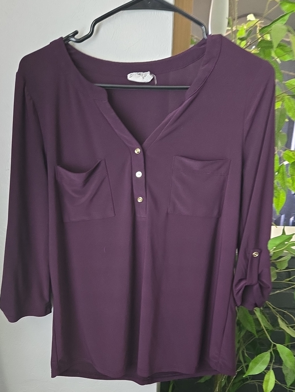 Women's Plum Henley Pocket Long-Sleeve Top